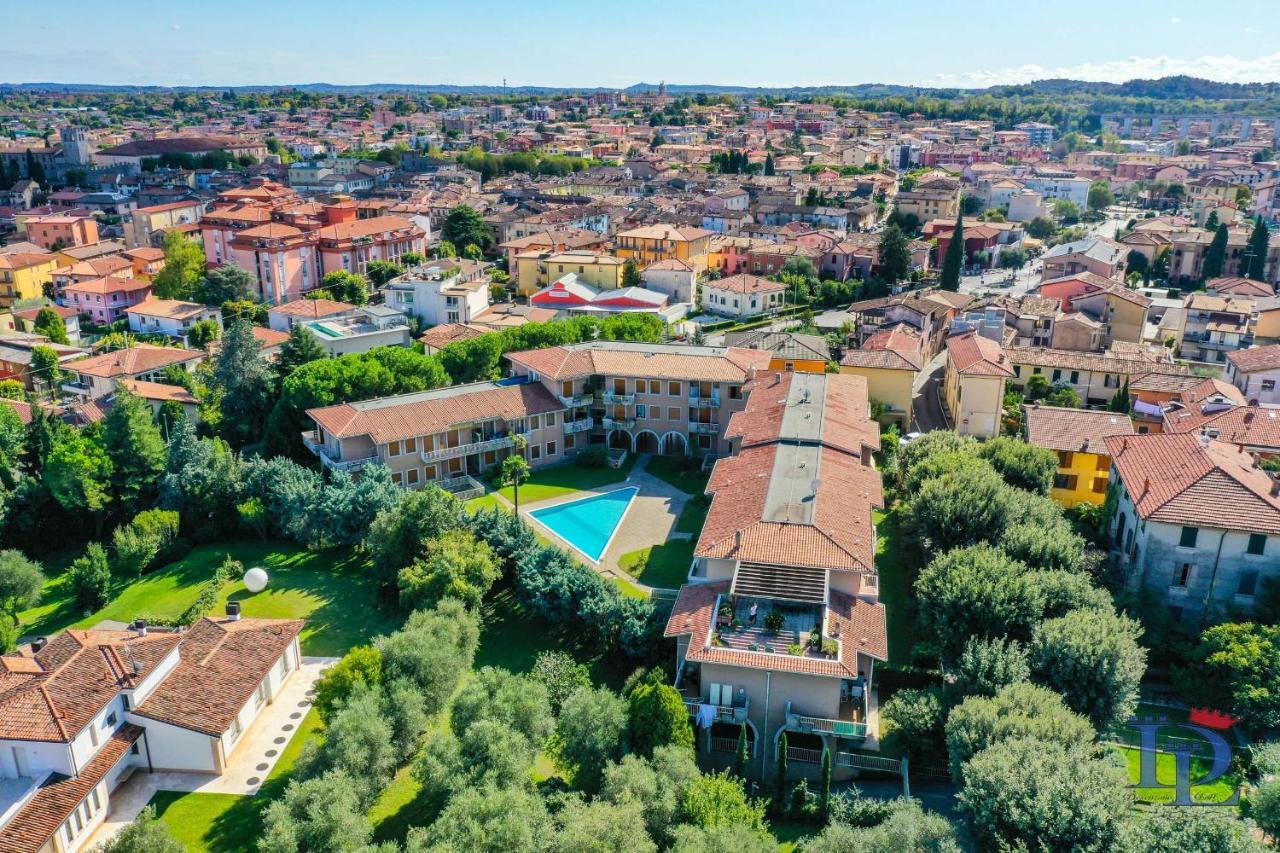DesenzanoLoft Gardastar La stella del Lago Desenzano del Garda Esterno foto