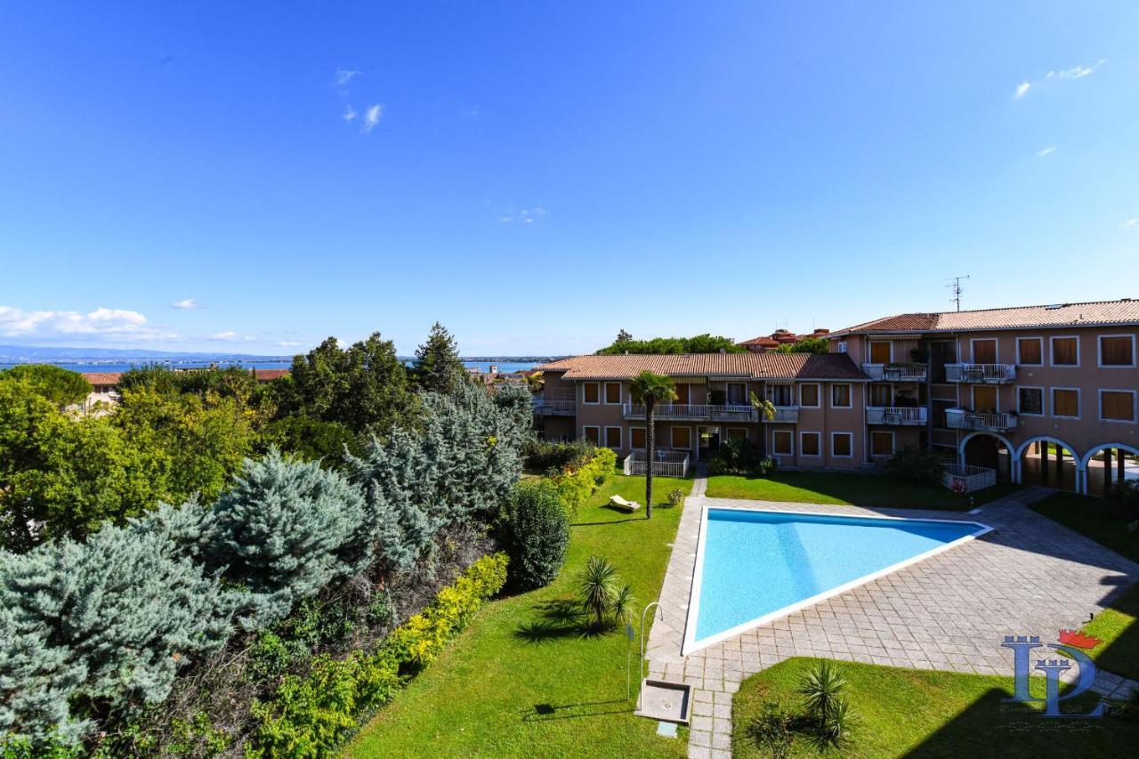 DesenzanoLoft Gardastar La stella del Lago Desenzano del Garda Esterno foto